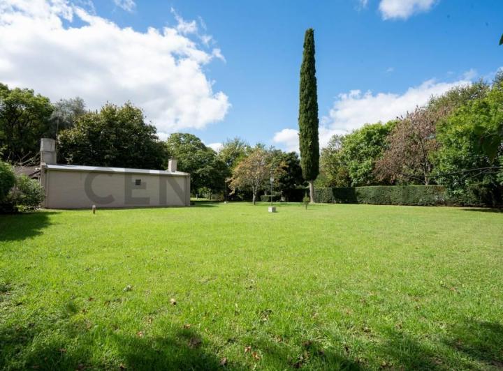 Terreno · 685m²
