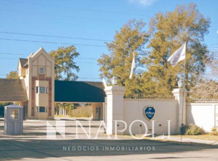 Terreno · 833m²