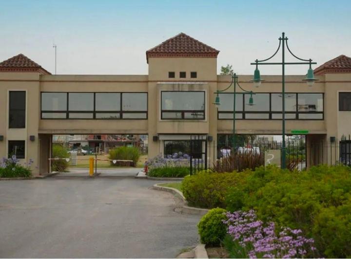Terreno · 741m²