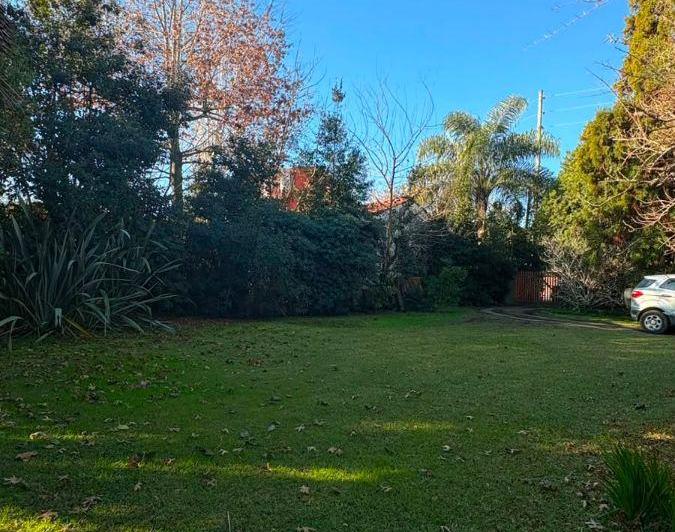 Terreno · 1218460m²