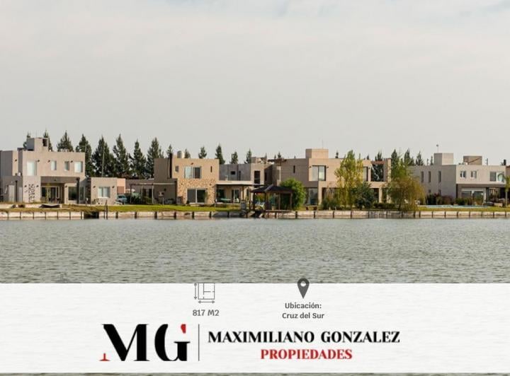 Terreno · 817m²