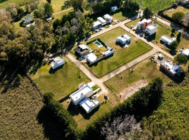 Terreno · 373m²