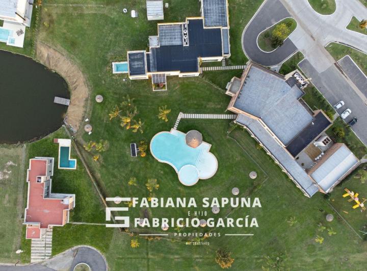 Terreno · 678m²