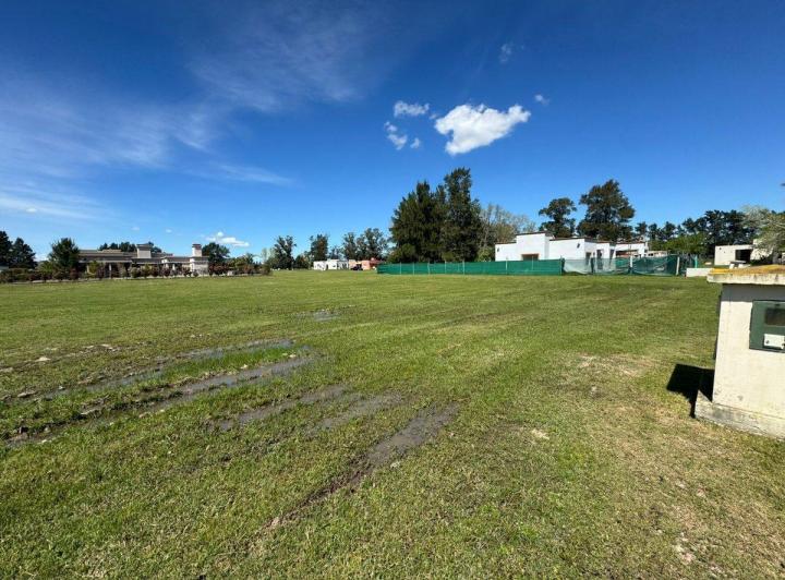 Terreno · 142043m²