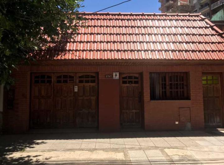 Terreno · 240m² · 1 Cochera