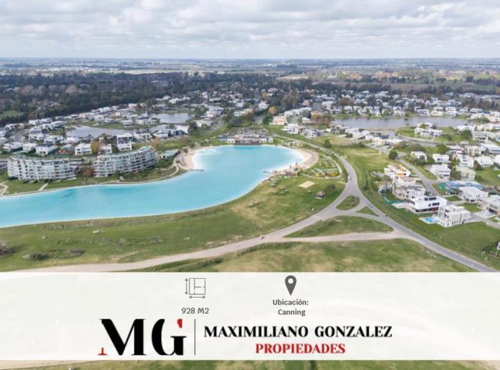 Terreno · 928m²