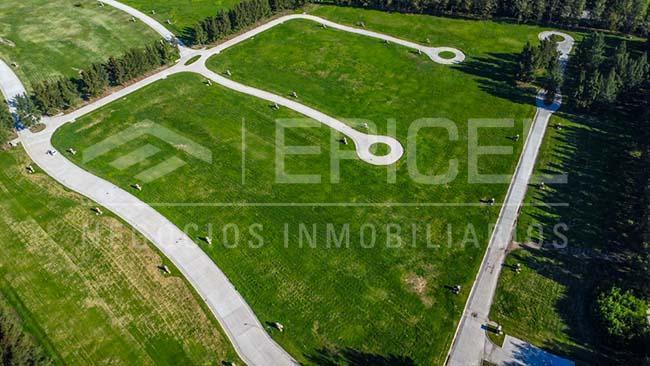 Terreno · 644m²