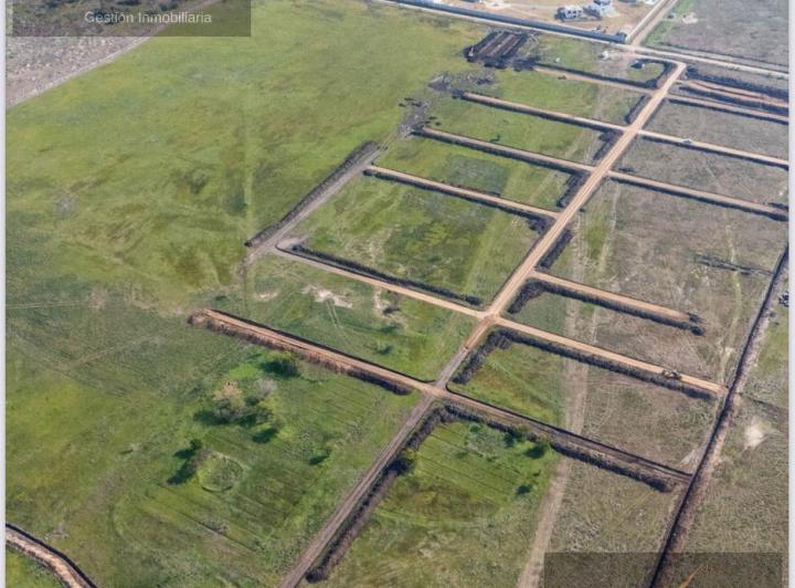 Terreno · 300m²