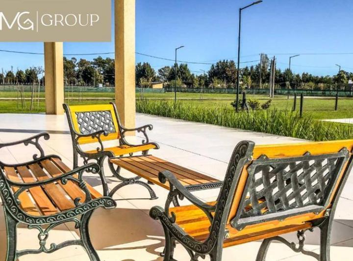 Terreno · 702m²