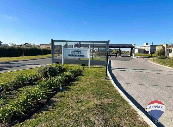 Terreno · 608m²