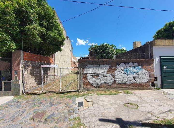 Terreno · 248m²