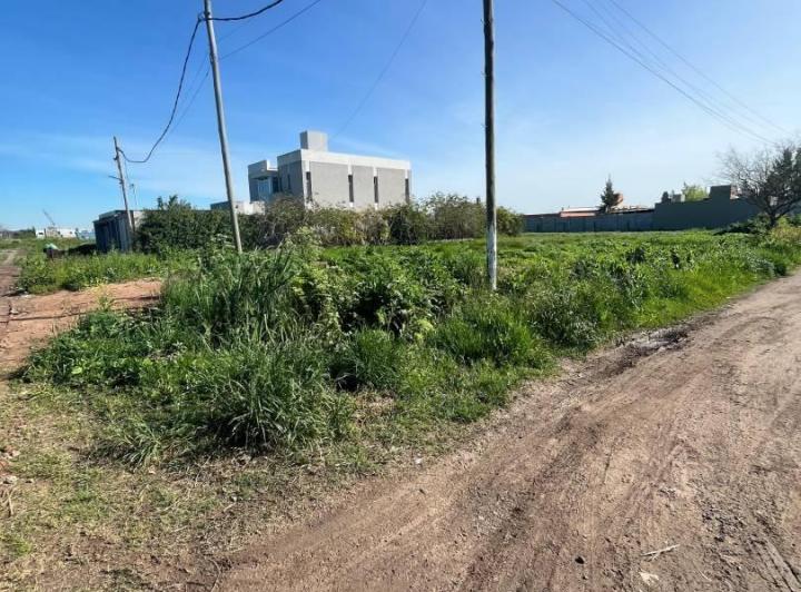Terreno · 612m²