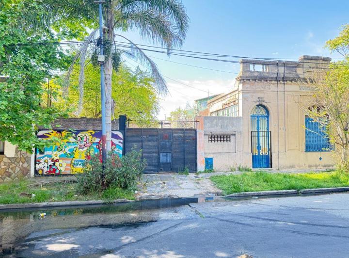 Terreno · 422m²