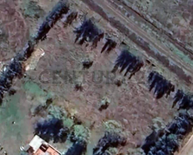 Terreno · 2700m²