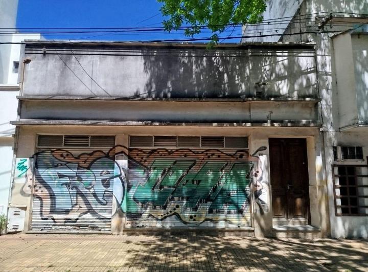 Terreno · 219m²