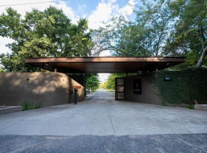 Terreno · 860m²