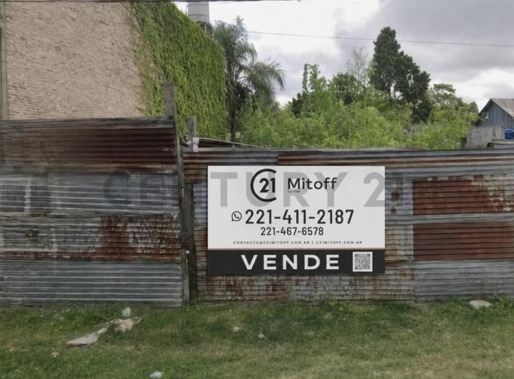 Terreno · 300m²