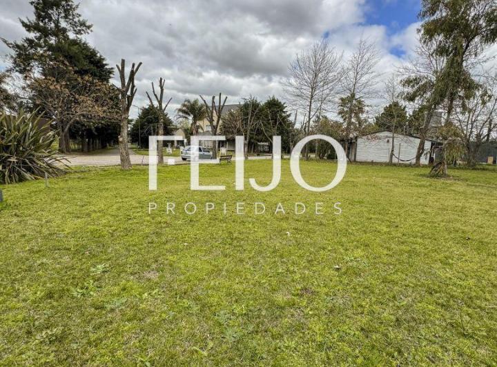 Terreno · 940m²