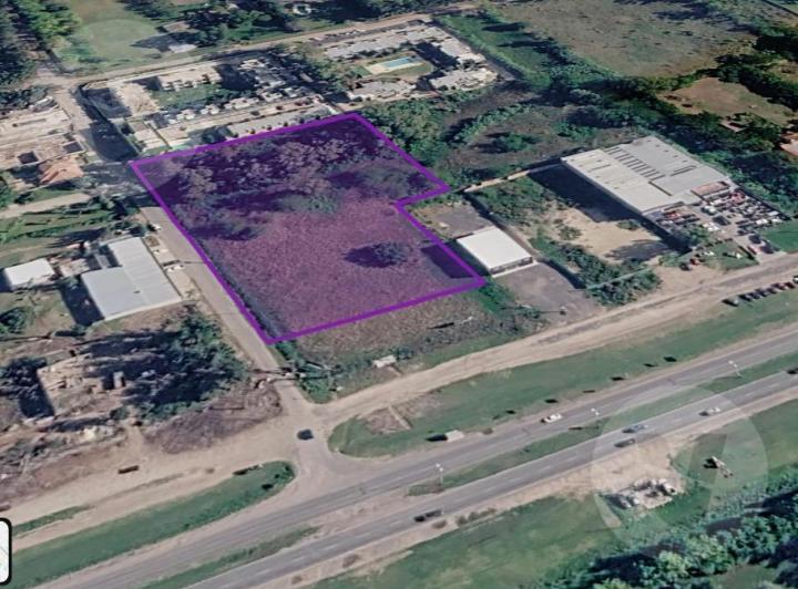 Terreno · 9400m²