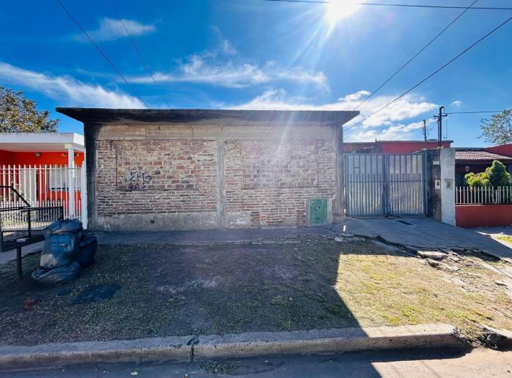 Terreno · 93m²