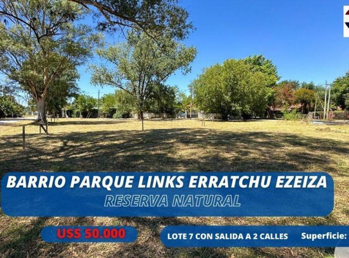 Terreno · 733m²