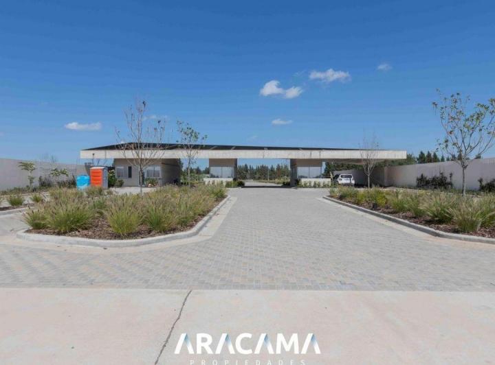 Terreno · 800m²