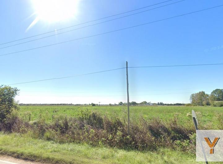 Terreno · 587m²