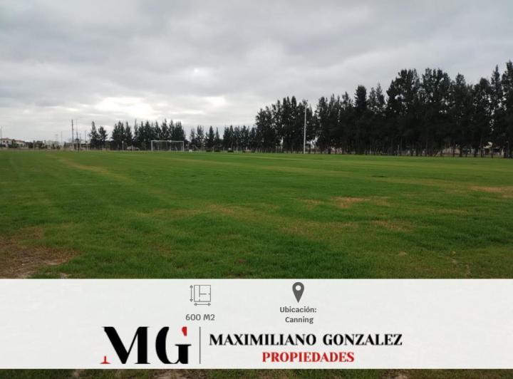 Terreno · 600m²