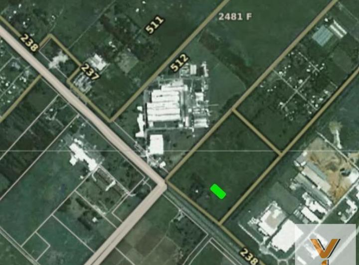 Terreno · 1080m²