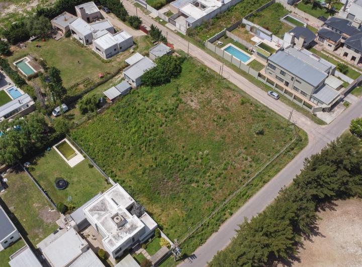 Terreno · 413m²