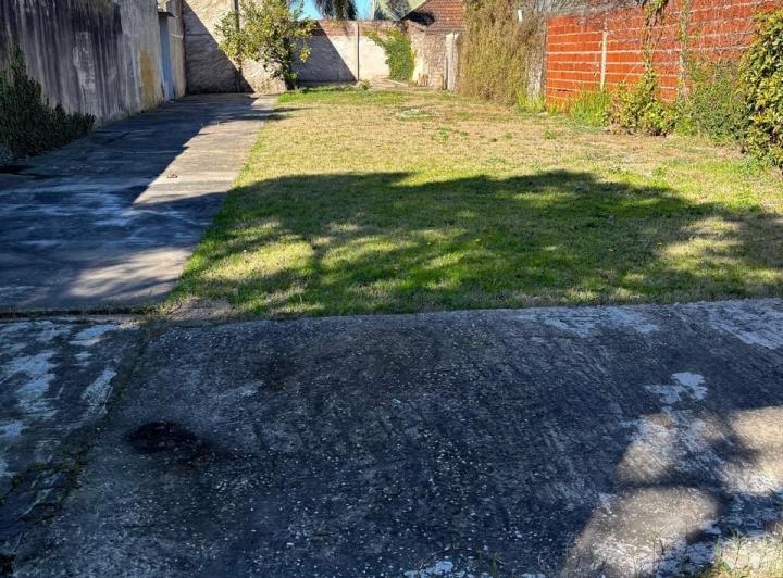 Terreno · 300m²