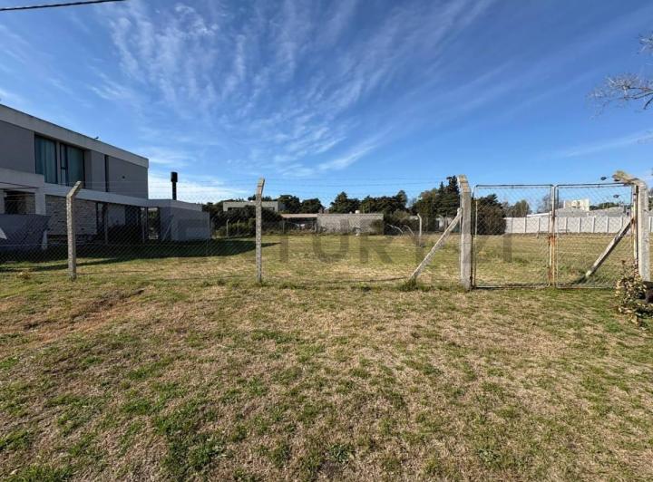 Terreno · 341m²