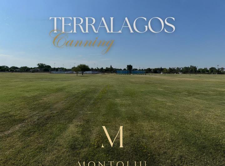 Terreno · 897m²