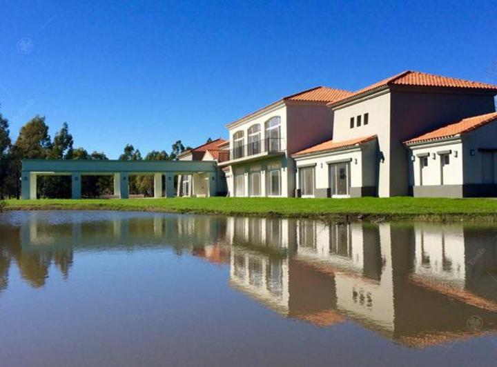 Terreno · 1396m²