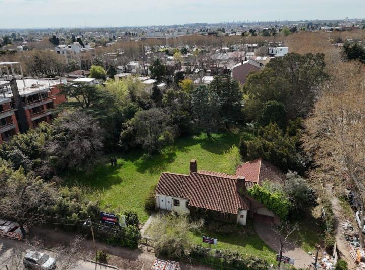 Terreno · 3600m²