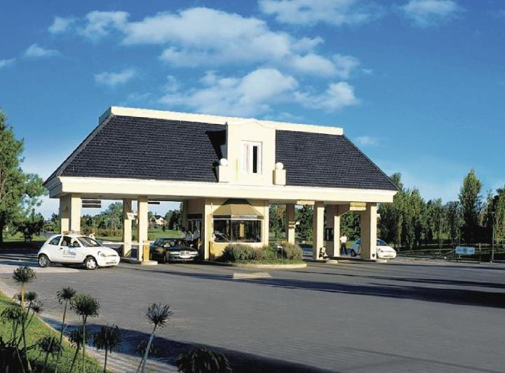 Terreno · 833m²