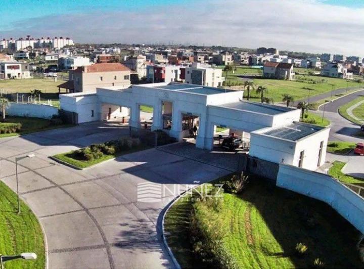 Terreno · 691m²