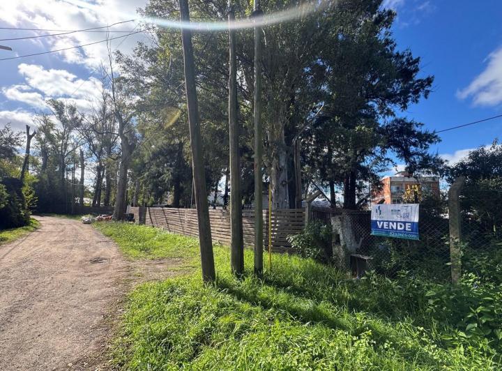Terreno · 600m²