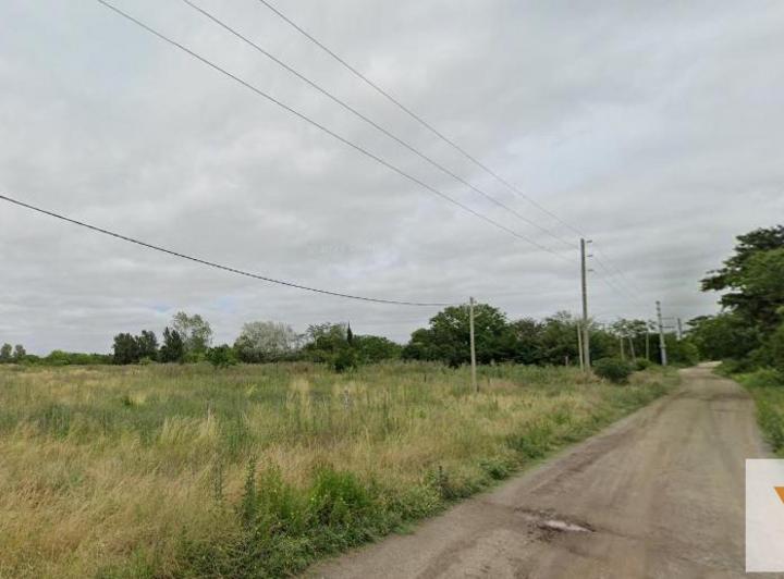 Terreno · 1800m²