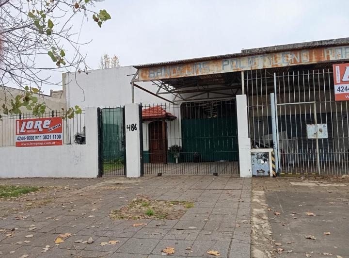 Terreno · 1300m²