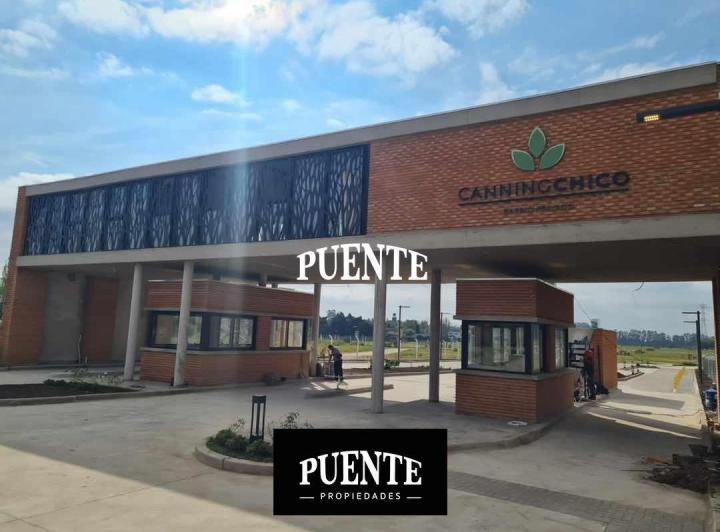 Terreno · 607m²