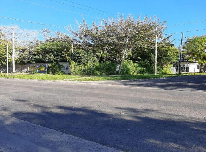 Terreno · 375m²