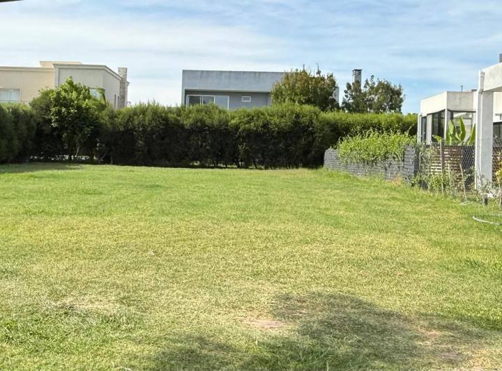 Terreno · 540m²