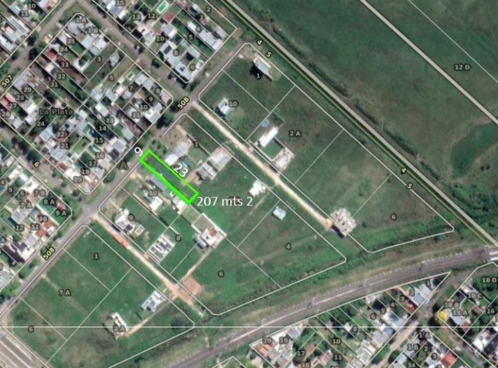 Terreno · 207m²