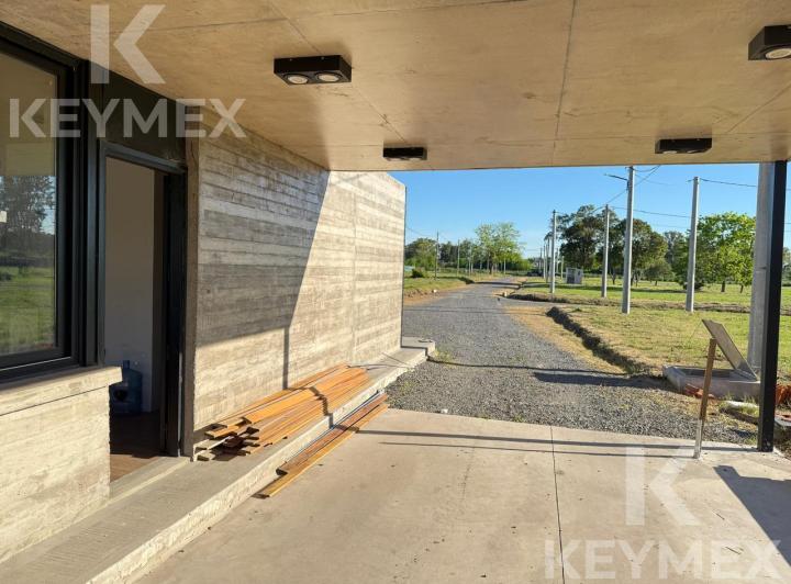 Terreno · 680m²