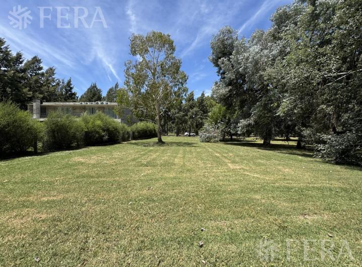 Terreno · 1087m²