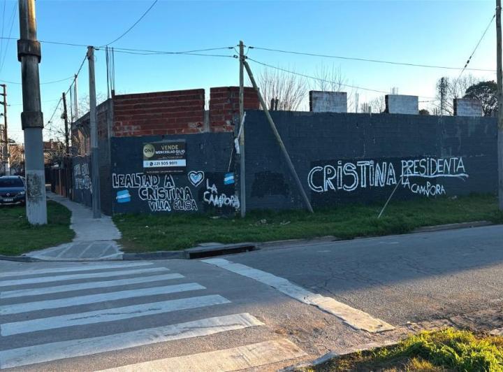 Terreno · 341m²