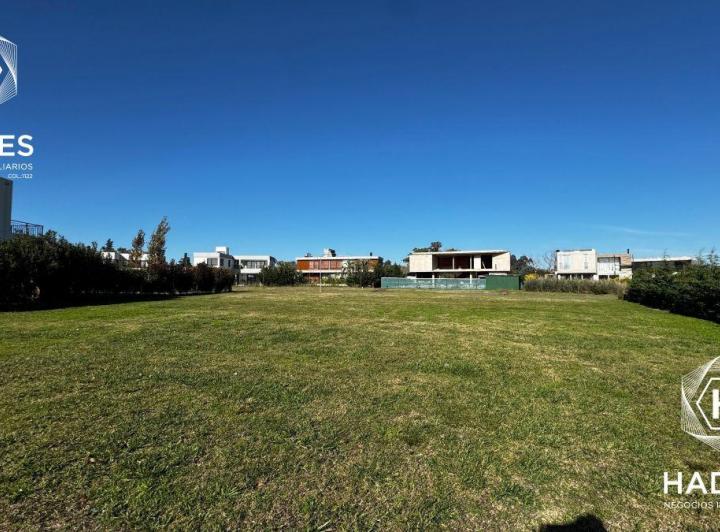 Terreno · 1120m²