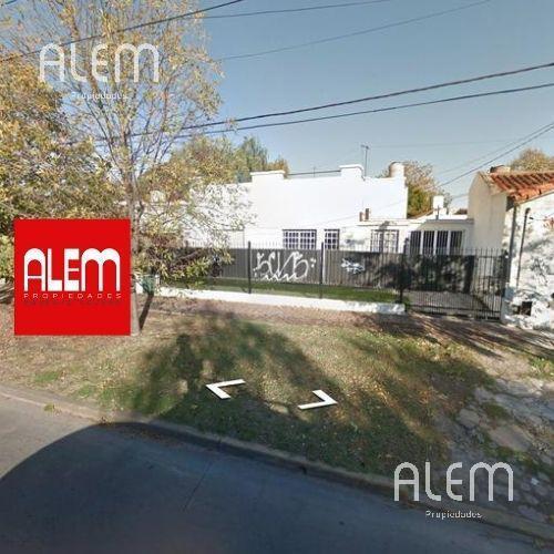 Terreno · 225m²