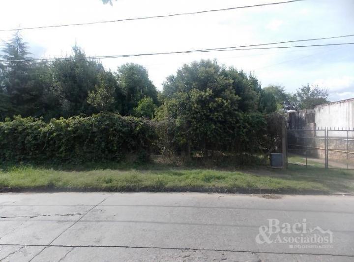 Terreno · 380m²